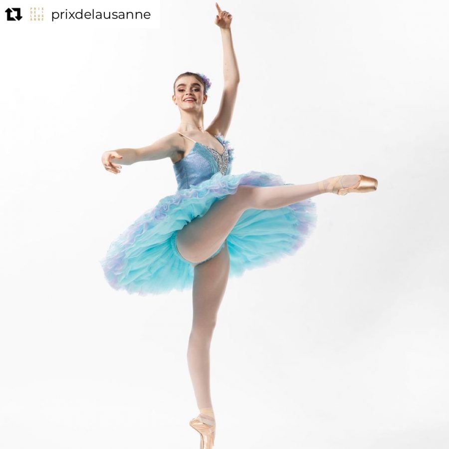 I was excited and honored to participate in the 2021 Prix de Lausanne.
-Ava Giles, Malibu, California
