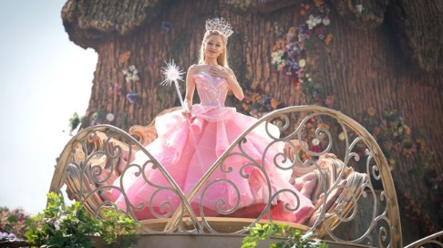 From Leg-of-Mutton Sleeves to Dior: The History of Fashion as seen in Wicked